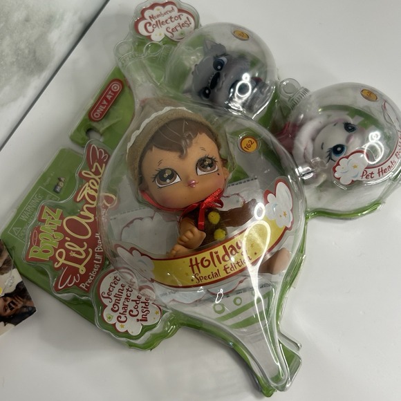 2007 TARGET~BRATZ LIL ANGELZ HOLIDAY‎ SP EDITION~YASMIN (162) &amp; 2 PETS~NIP - Picture 2 of 5
